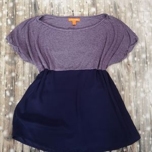 Loose Fitting Top, Good for Pregnancy